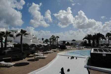 Bonito Apartamento Reformado En Las Coronas Costa Teguise Eksteriør bilde